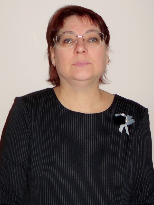 Лапошко Елена Петровна.